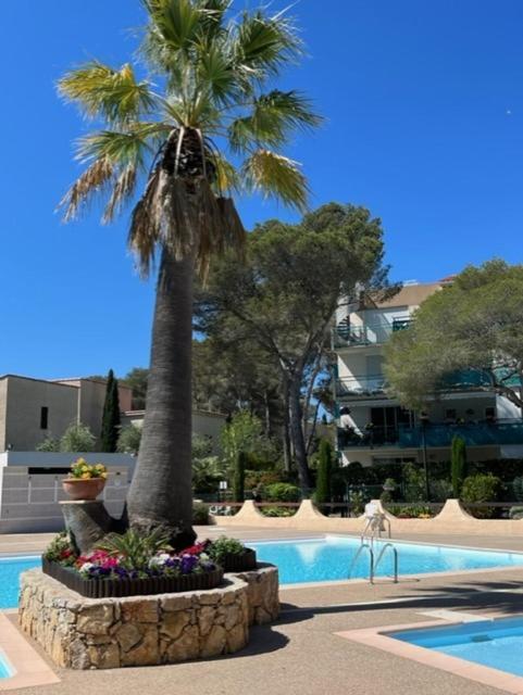 Saint-Raphael, Boulouris, F2 Dans Belle Residence 3 Piscines, Proche Bord De Mer Eksteriør bilde